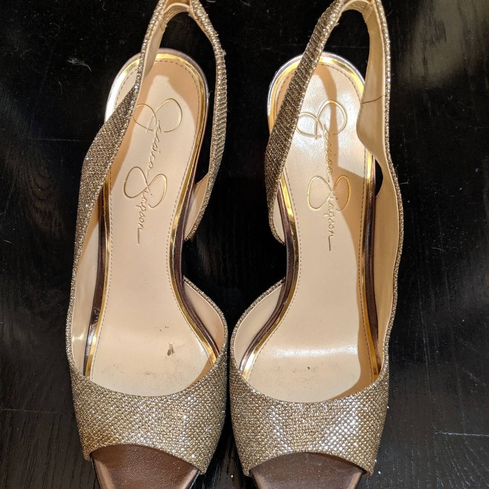 Jessica Simpson Sabella pumps